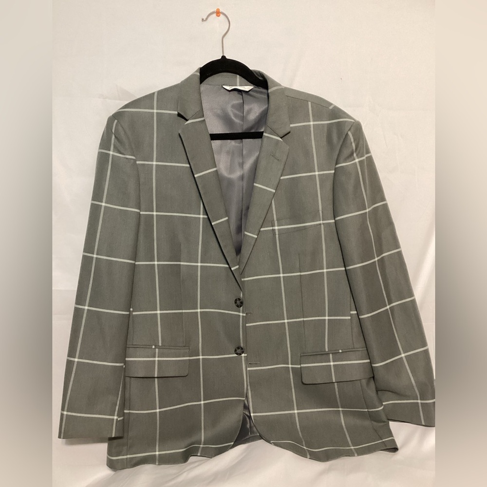 Gray Windowpane Sport Coat with Notched Lapel